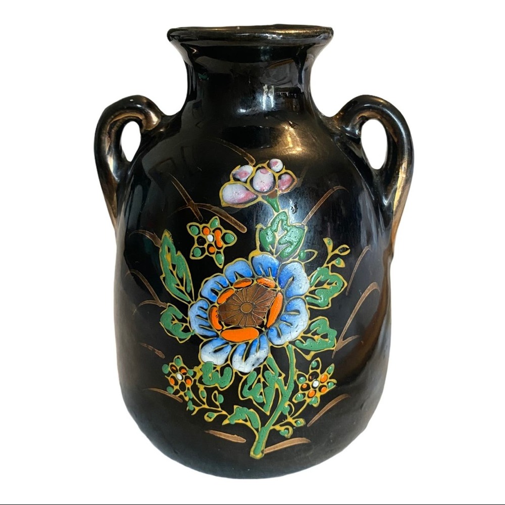 Japanese hand painted small vase